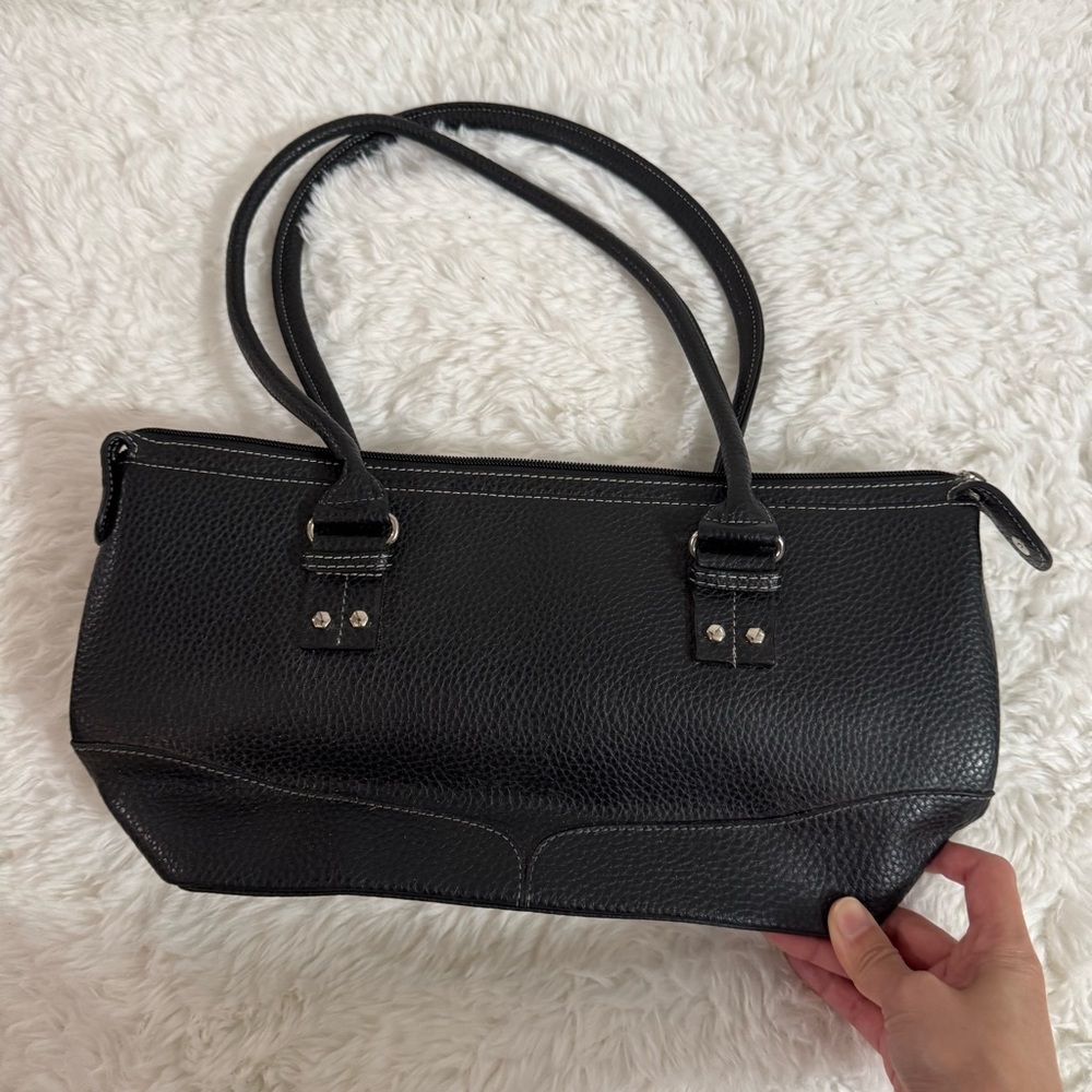 Basic Black Shoulder Bag - image 3